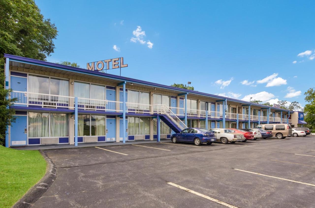 Americas Best Value Inn يثيفيل المظهر الخارجي الصورة