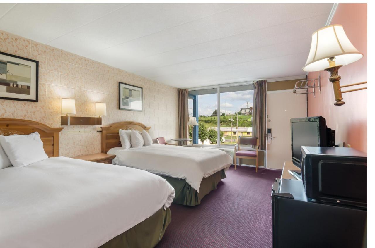 Americas Best Value Inn يثيفيل المظهر الخارجي الصورة