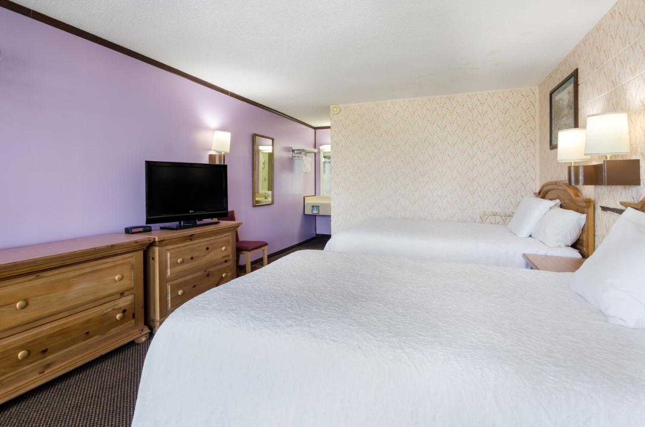 Americas Best Value Inn يثيفيل المظهر الخارجي الصورة