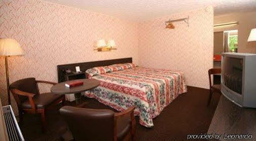 Americas Best Value Inn يثيفيل المظهر الخارجي الصورة